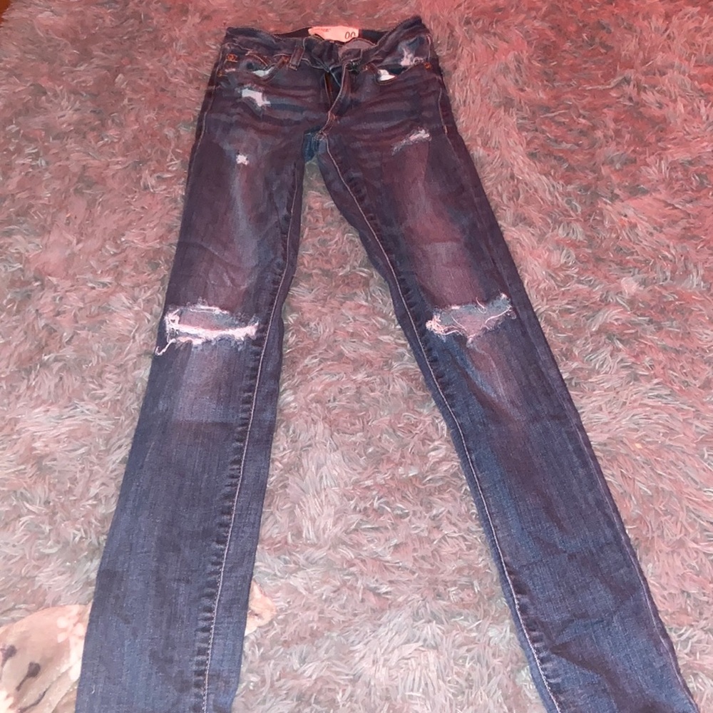 garage size 00 ripped jeans